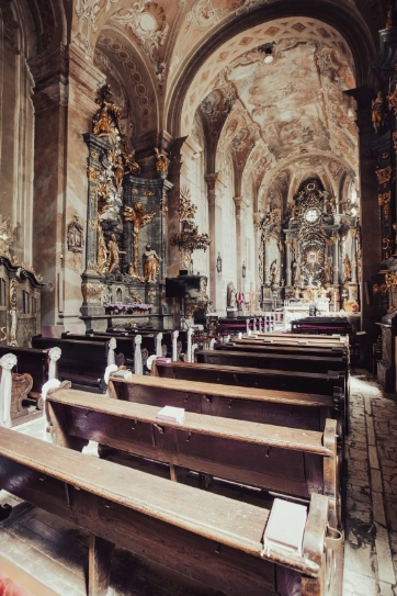 Architektúra Baziliky Narodenia Panny Márie vo Vranove nad Topľou.